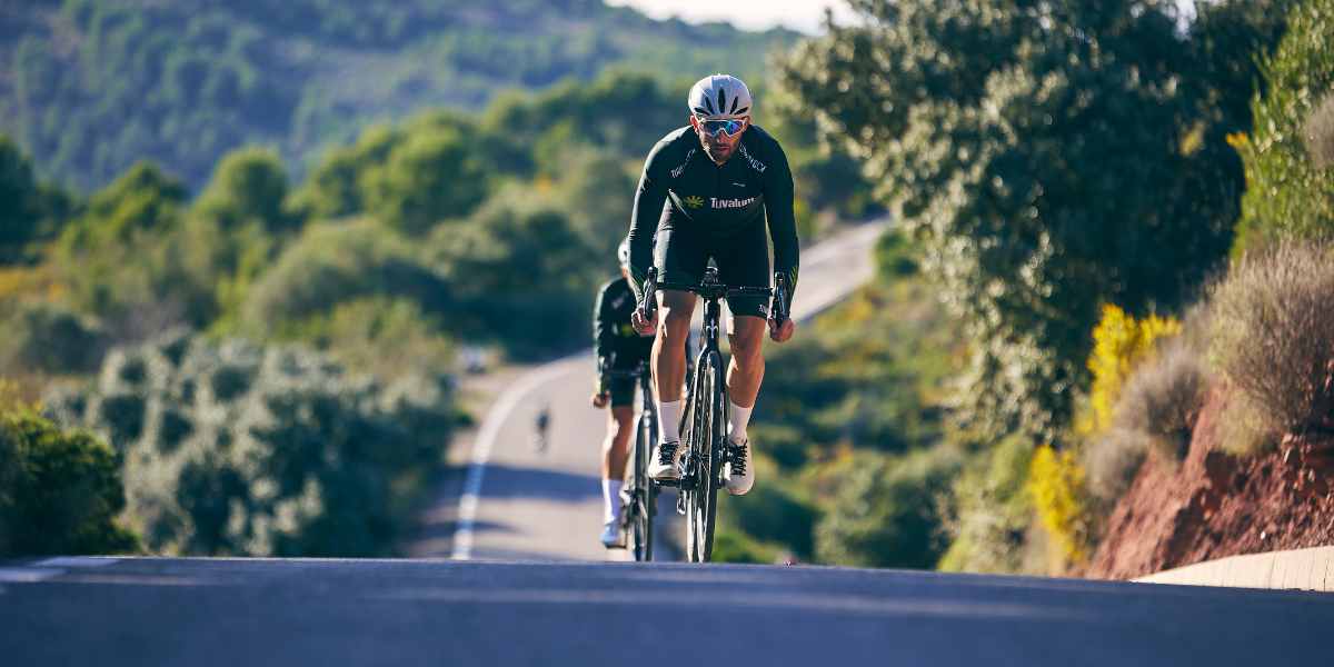 Cómo Mejorar el Umbral de Lactato en Ciclismo: Guía Completa